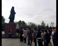 弘揚(yáng)烈士精神，緬懷烈士功績(jī)。