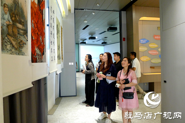  “中國夢·勞動美”五省十地書畫聯(lián)展耀啟平輿，共慶工會百年華誕