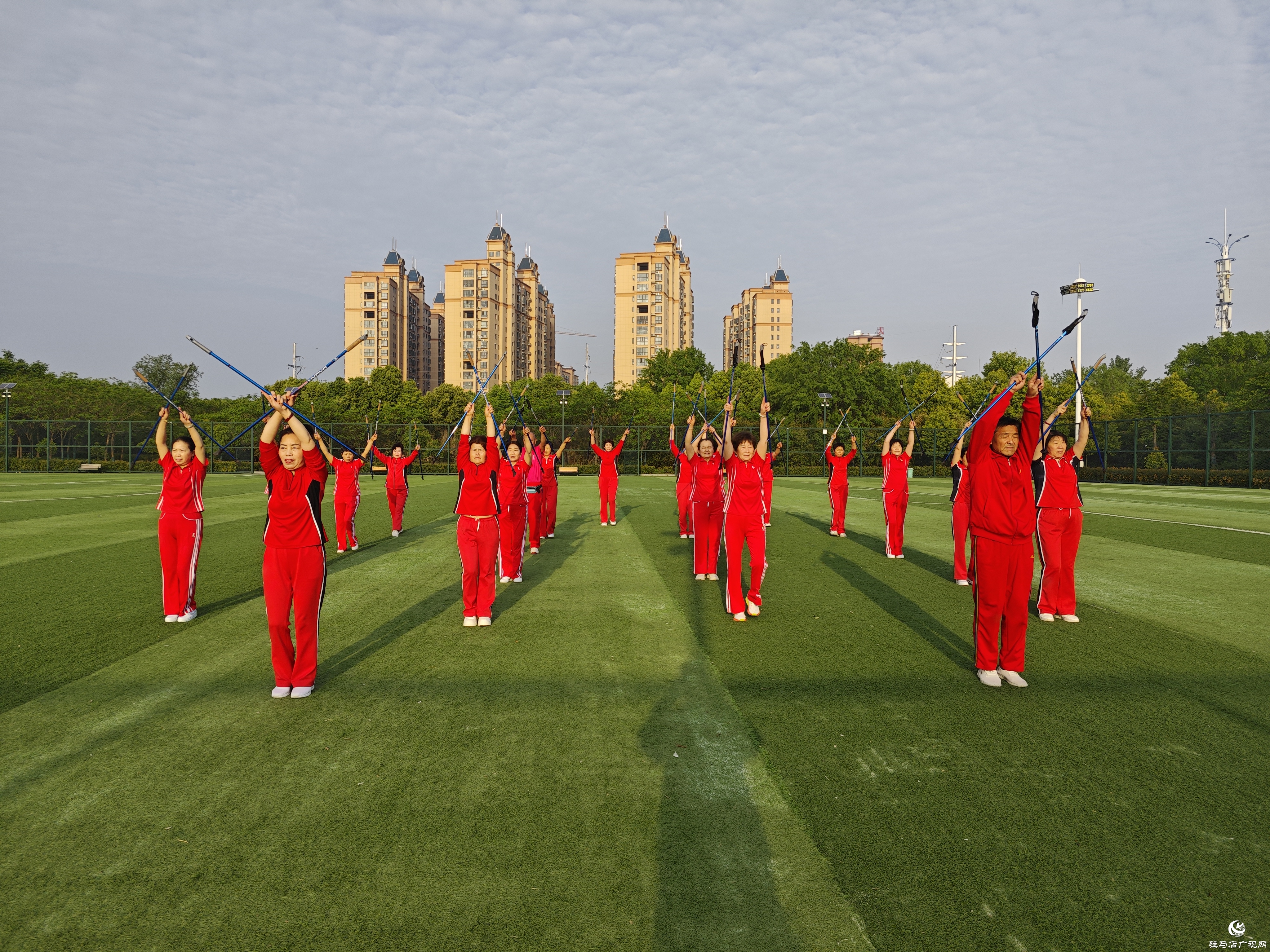正陽縣老干部大學(xué)舉行慶“六一”老頑童聯(lián)歡晚會(huì)