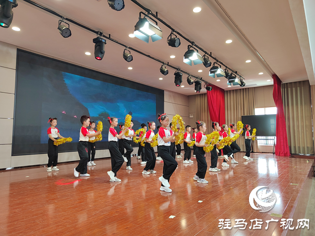 駐馬店市第二十四小學(xué)開源校區(qū)：文化節(jié)里過(guò)“六一” 社團(tuán)展演秀風(fēng)采