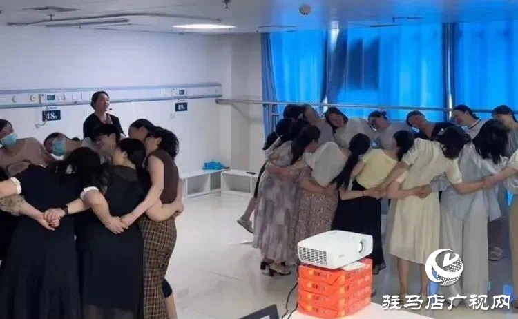 正陽縣人民醫(yī)院護(hù)理部組織開展“用心賦能 健康幸?！眻F(tuán)體問題管理家實(shí)踐活動