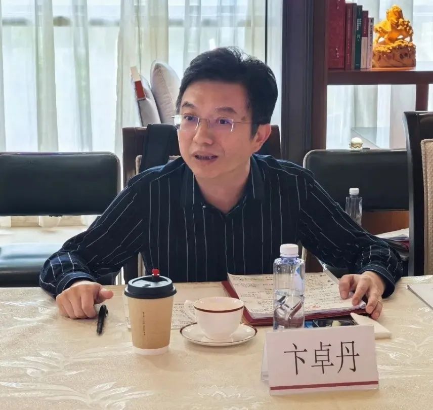 　　中國旅游景區(qū)協(xié)會研討“小而美”場景煥新工作 破解文旅轉(zhuǎn)型困局