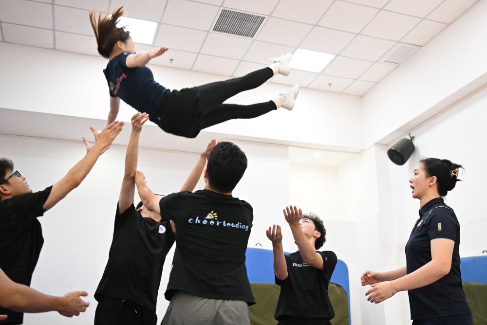追光丨準(zhǔn)考證別扔！小心損失“一個億”