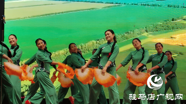 駐馬店市多藝術(shù)團(tuán)齊聚皇家驛站 共慶中國(guó)共產(chǎn)黨成立104周年