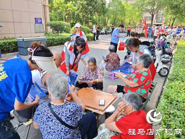 多方聯(lián)動進(jìn)社區(qū) 織密防詐“保護(hù)網(wǎng)”