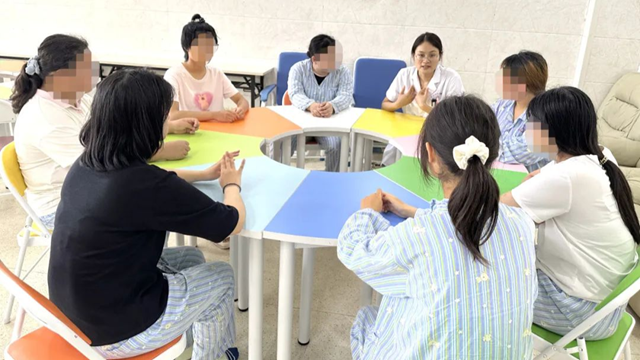 駐馬店市第二人民醫(yī)院成功幫助8歲女童告別分離焦慮，重綻純真笑顏