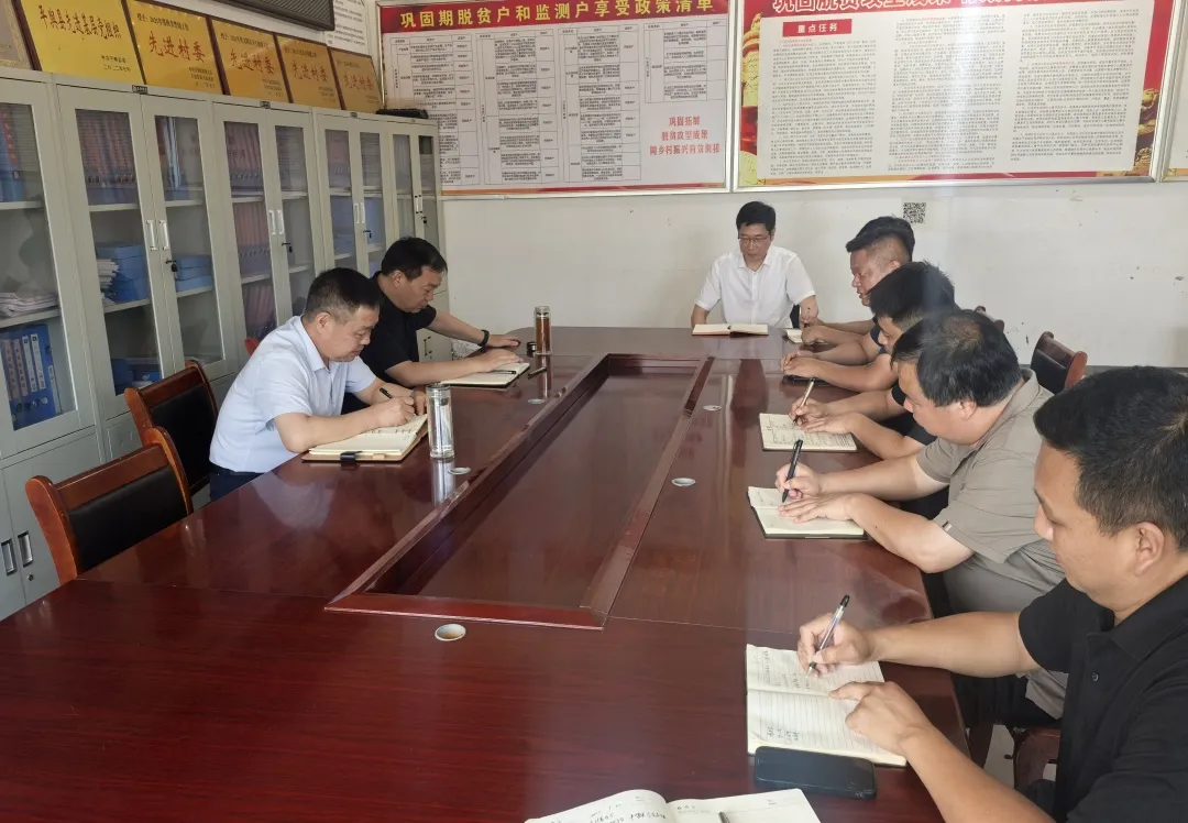 深入一線察實情 精準(zhǔn)發(fā)力促振興——市檢察院黨組書記、檢察長鄭清朝赴鄉(xiāng)村振興聯(lián)系點開展調(diào)研座談